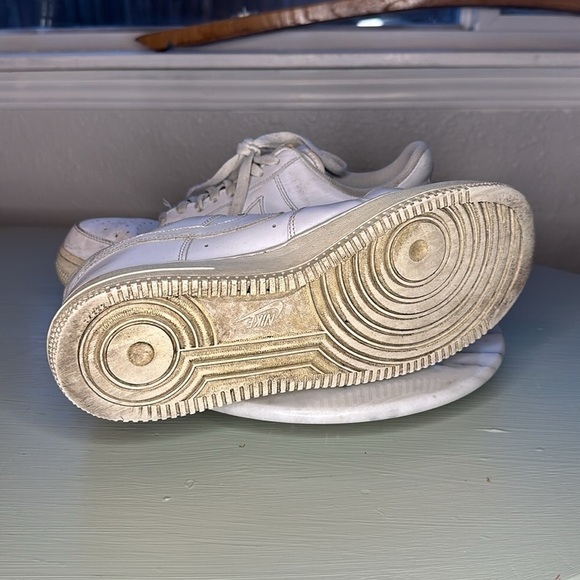 NIKE AIR FORCE 1'S (10.5) - Picture 5 of 5